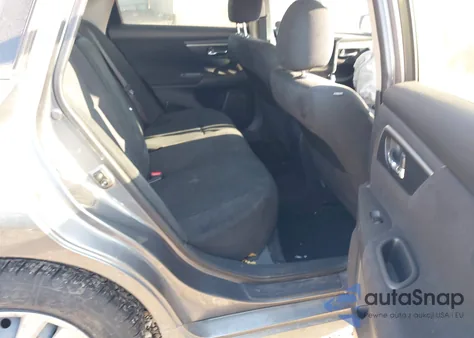 2015 Nissan Altima 2.5 S из США, поврежденный, VIN 1N4AL3AP4FC193601